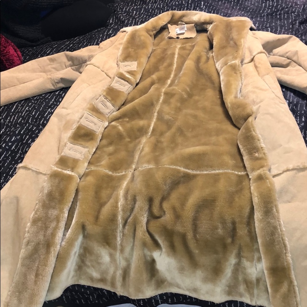 Swayed jacket